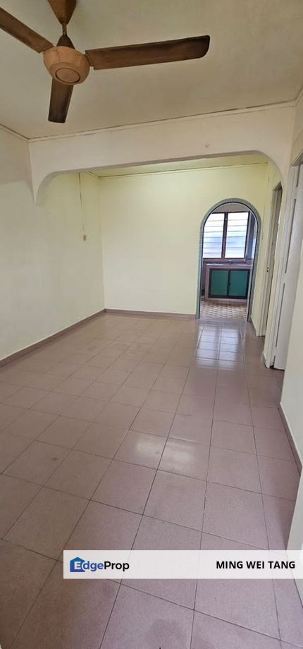 Flat Taman Ungku Tun Aminah 2 Bedrooms 1 Bathrooms for Sale , Johor, Johor Bahru