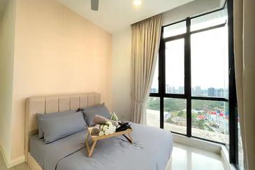 D\'Pristine @ Medini