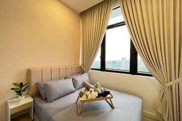 D\'Pristine @ Medini