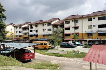 Flat Bandar Selesa Jaya @ Jalan Silat Lincah