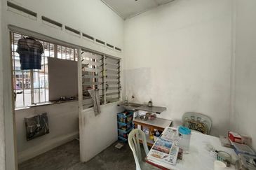 Taman Pulai Utama Flat