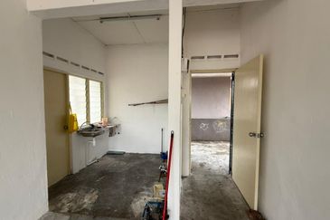 Taman Pulai Utama Flat