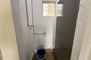 Taman Pulai Utama Flat