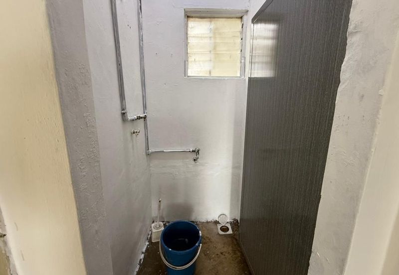 Taman Pulai Utama Flat