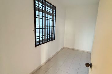Villa Krystal, Bandar Selesa Jaya
