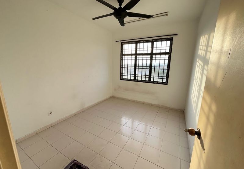 Villa Krystal, Bandar Selesa Jaya