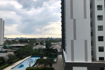 Dedaun Hijau (Greenfield Regency)