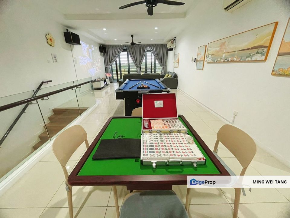 Residensi Ledang 3+1 Bedrooms 5 Bathrooms Fully Furnished for Rent , Johor, East Ledang