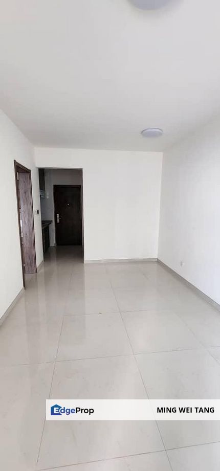 Forest City Starview Bay 1+1 Bedrooms 1 Bathrooms Partially Furnished for Sale , Johor, 