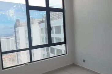 D'Summit Residences @ Kempas Utama