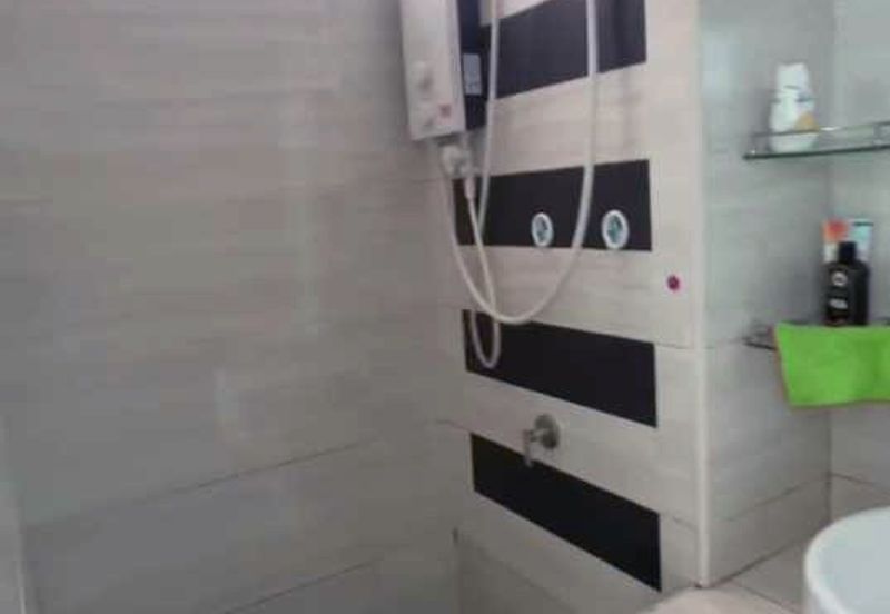 D'Summit Residences @ Kempas Utama