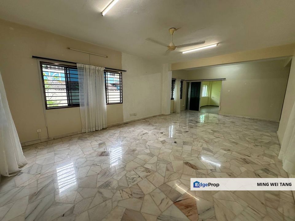 Taman Skudai Double Storey Bungalow for Rent, Johor, Skudai