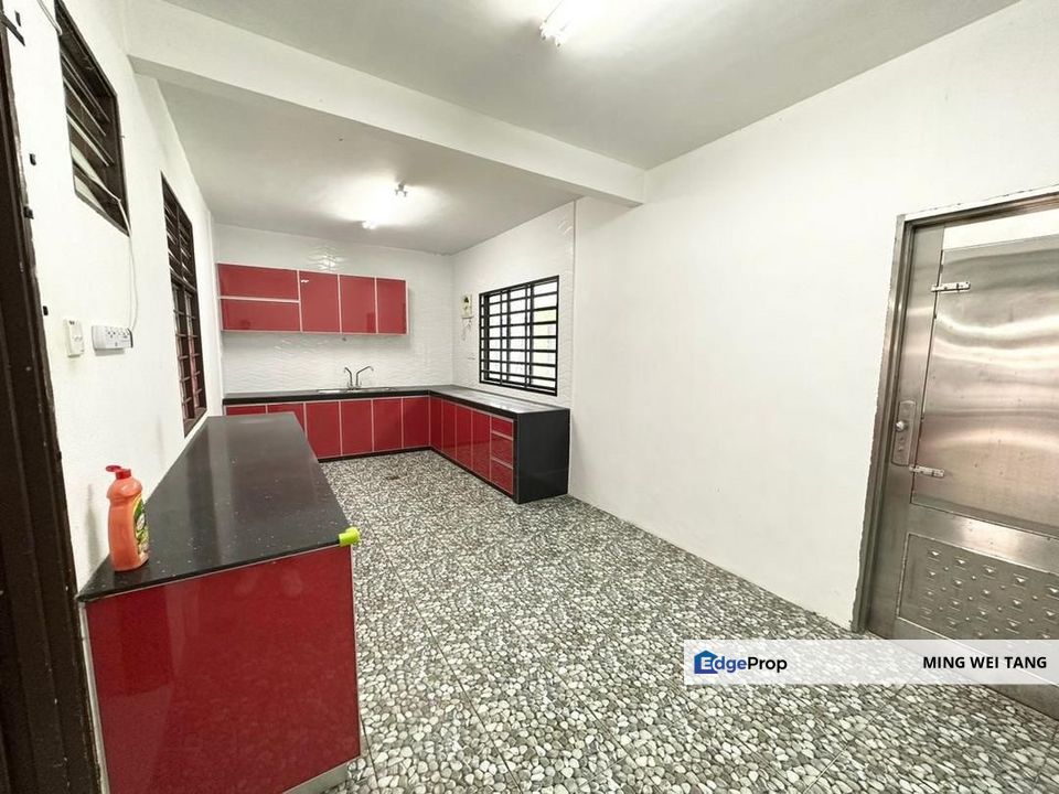 Nusantara Endlot Extra Land Good Renovated Condition House , Johor, Gelang Patah