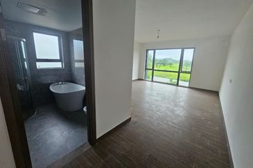 Golf & Resort Forest City, Fringe Villa