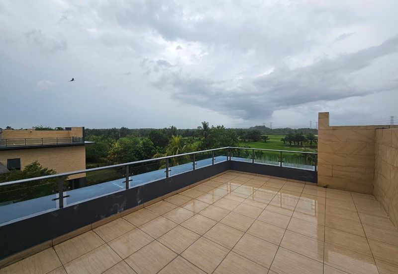 Golf & Resort Forest City, Fringe Villa