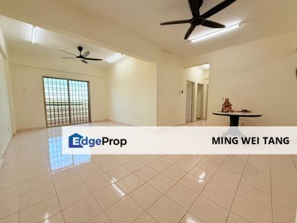 Sri Wangi Apartment 3+1 Bedrooms 2 Bathrooms Corner Lot for Sale, Johor, Tampoi