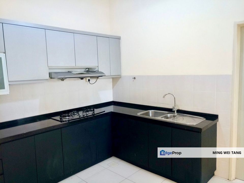 Horizon Hills Cluster Good Condition 4 Rooms, Johor, Nusajaya