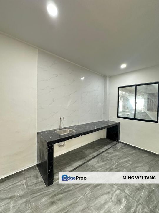 Rumah Pasang Ria Gelang Patah 3 Bedrooms 2 Bathrooms for Sell, Johor, Skudai