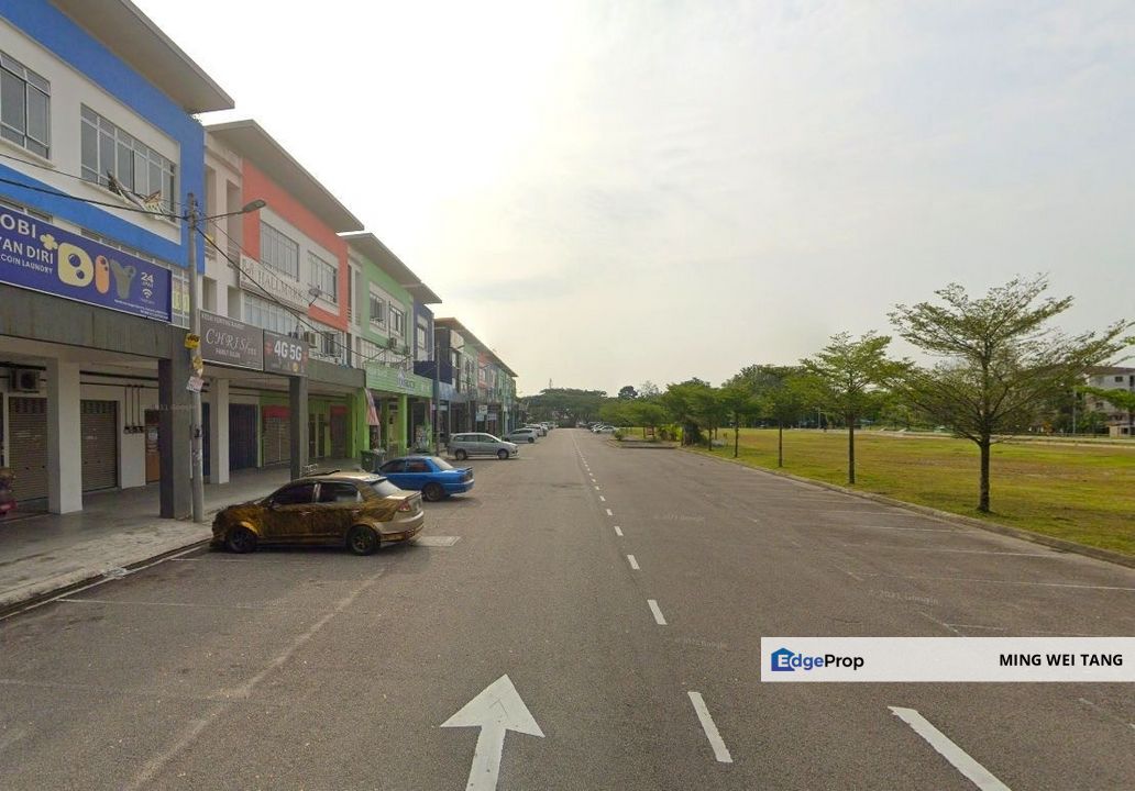 Nusantara Near Everjoy Shoplot Facing Road Rent , Johor, Gelang Patah