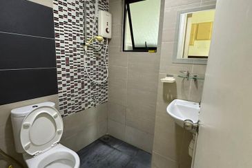 Ujana Executive Apartment