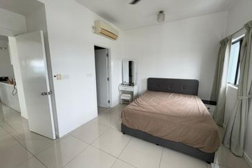 Ujana Executive Apartment