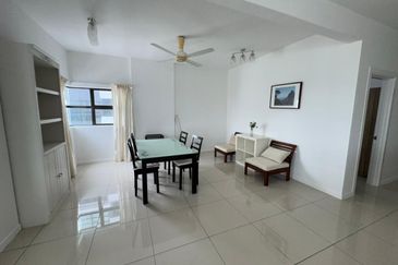 Ujana Executive Apartment