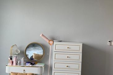 Almas @ Puteri Harbour