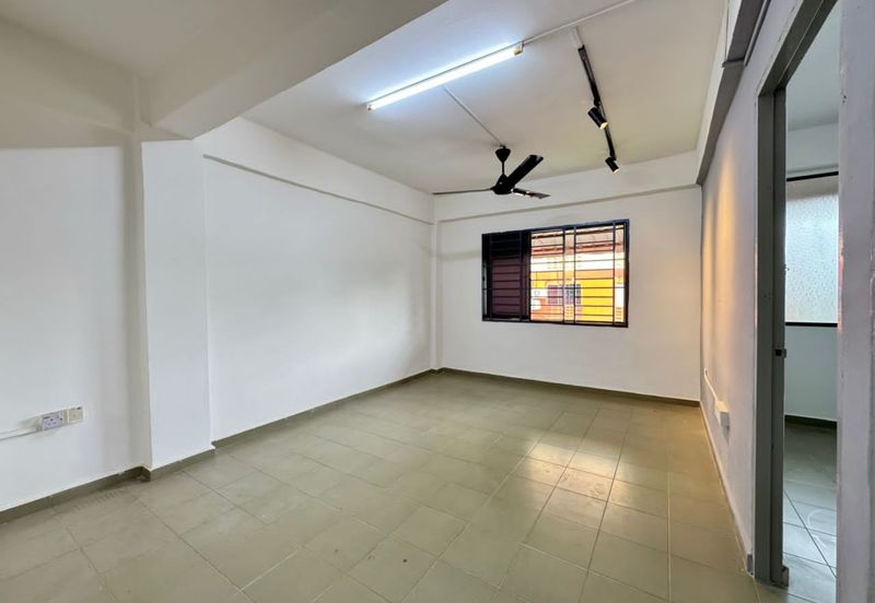 Flat Temenggong, Bandar Indahpura