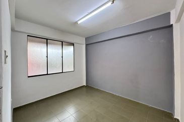 Flat Temenggong, Bandar Indahpura