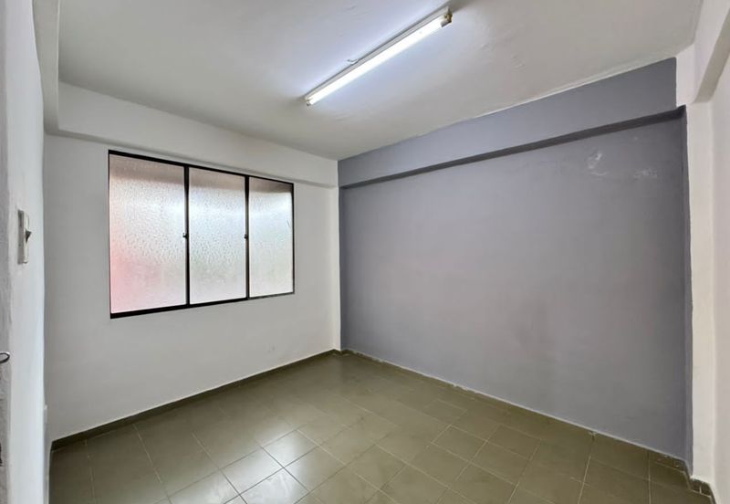Flat Temenggong, Bandar Indahpura