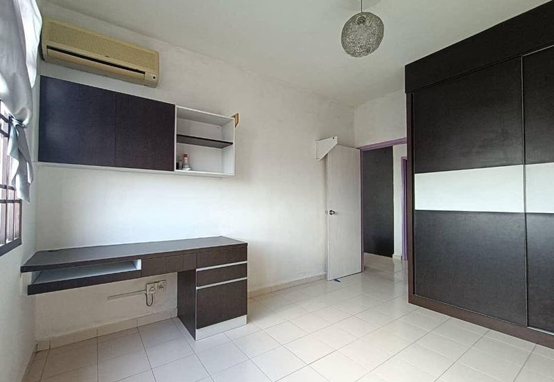 Villa Krystal, Bandar Selesa Jaya