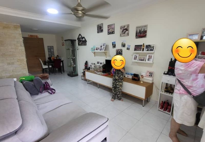 TAMAN UNIVERSITY INDAH