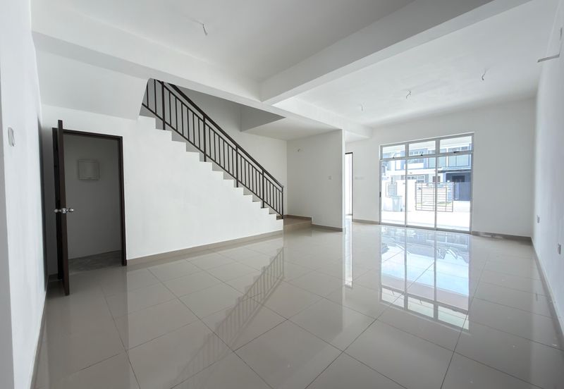 Citrine Hills 2 Storey Terrace House Sale 