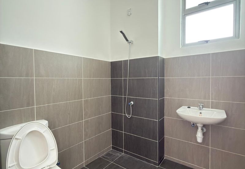 Citrine Hills 2 Storey Terrace House Sale 