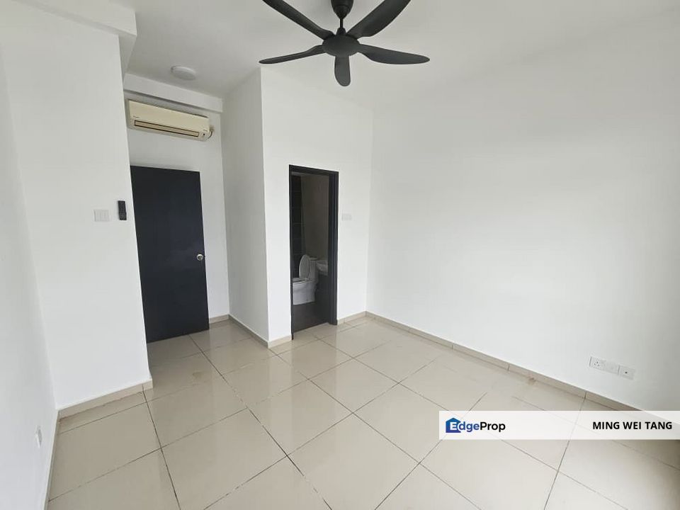 One sentral apartment for sale , Johor, Nusajaya