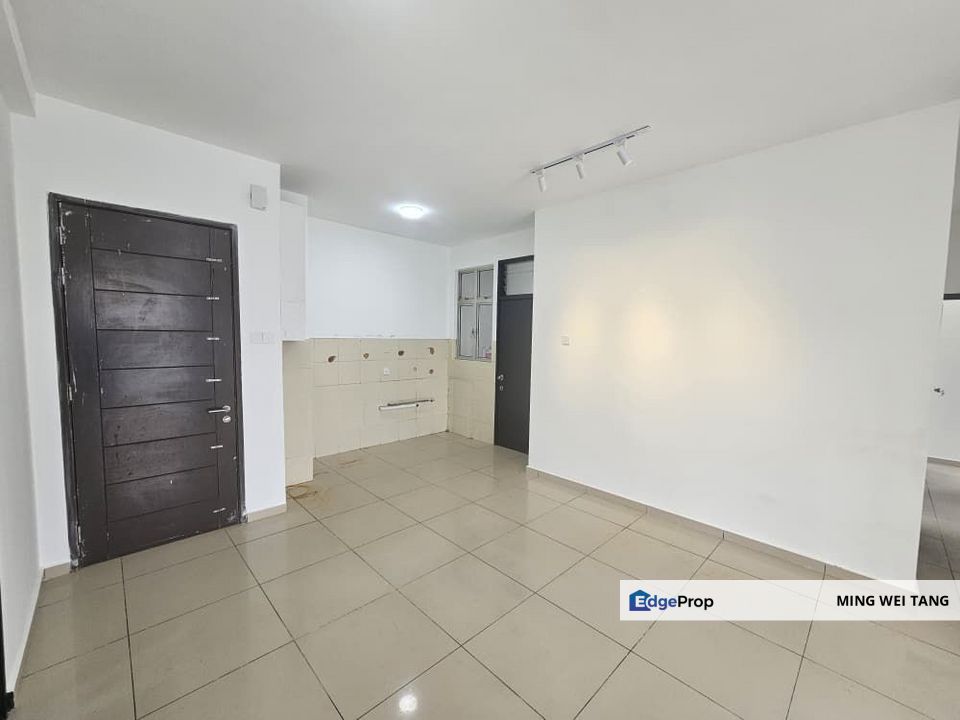 One sentral apartment for sale , Johor, Nusajaya