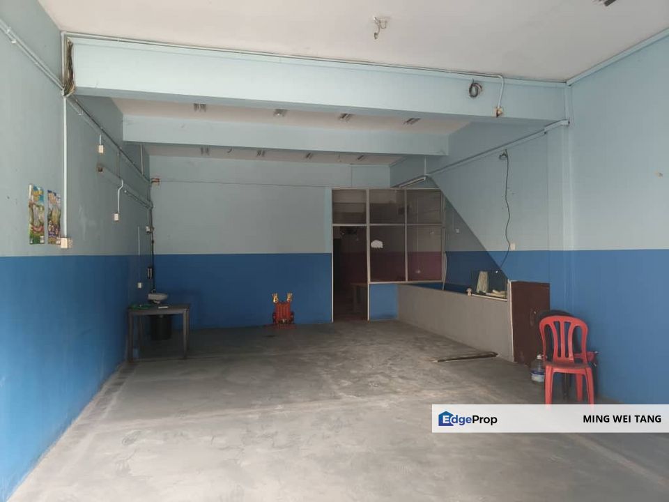 Tmn nusa bestari 3 Storey Shoplot for rent , Johor, 