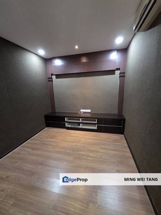 Bandar putra double Storey semi detached for rent , Johor, Kulai