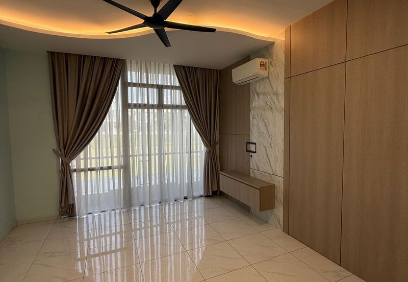 Bukit Indah Avenue 26 @ Villosa