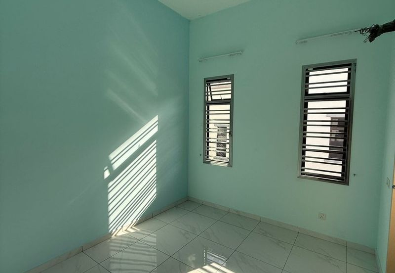 Bukit Indah Avenue 26 @ Villosa