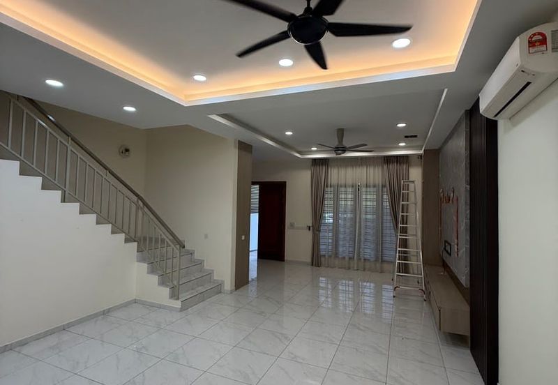 Bukit Indah Avenue 26 @ Villosa