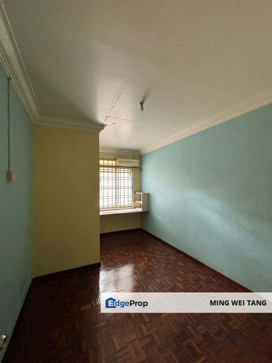 Tmn Universiti 2 storey terrace house sale , Johor, Skudai