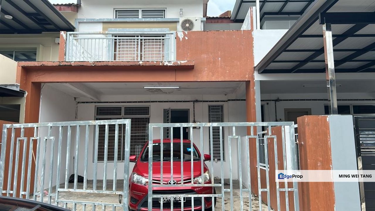 Jln Laman Setia 1.5 Storey house sale, Johor, Gelang Patah