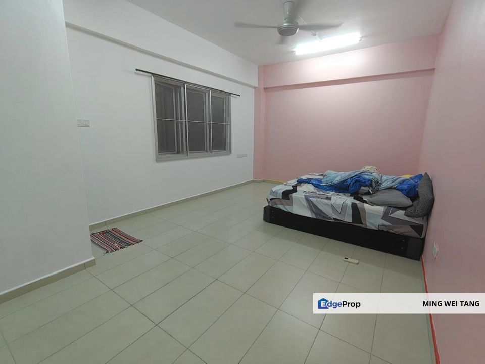 Sri wangi apartment,tampoi for sale, Johor, Tampoi