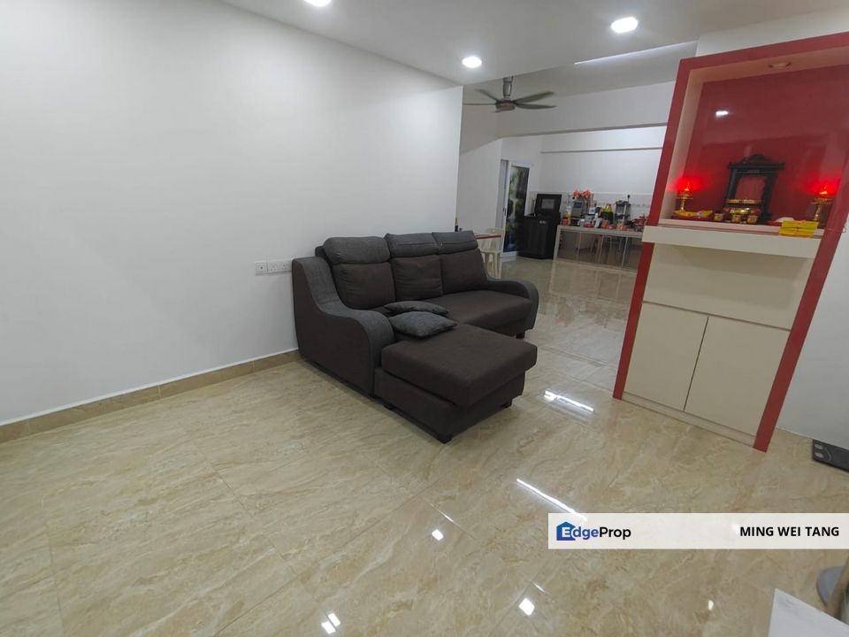 Sri wangi apartment,tampoi for sale, Johor, Tampoi