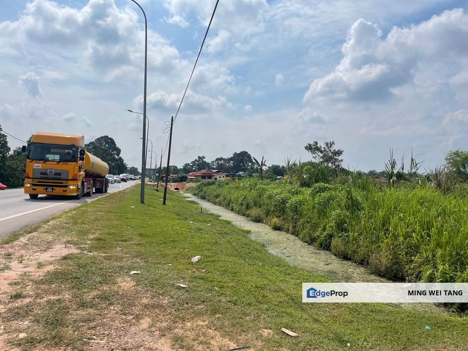 Pekan Nenas for sale, Johor, Pontian