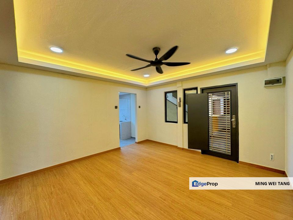 Bandar Selesa Jaya Low Cost Flat for sale, Johor, Skudai