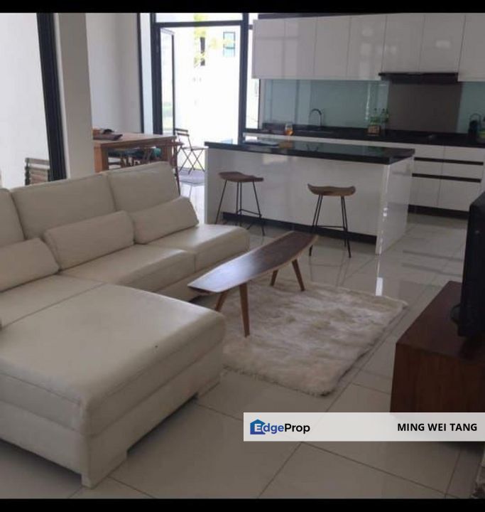 Avira Medini Double Storey Terrace Fully Furnished for Rent for Rental