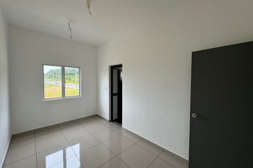 Gelang Patah Near Tuas New Project