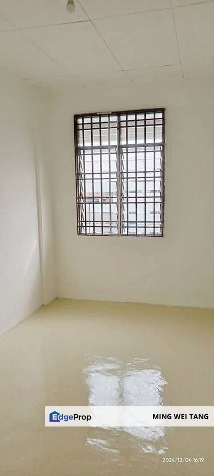 Taman Sri Yacob Low Cost Flat for Sale , Johor, Skudai